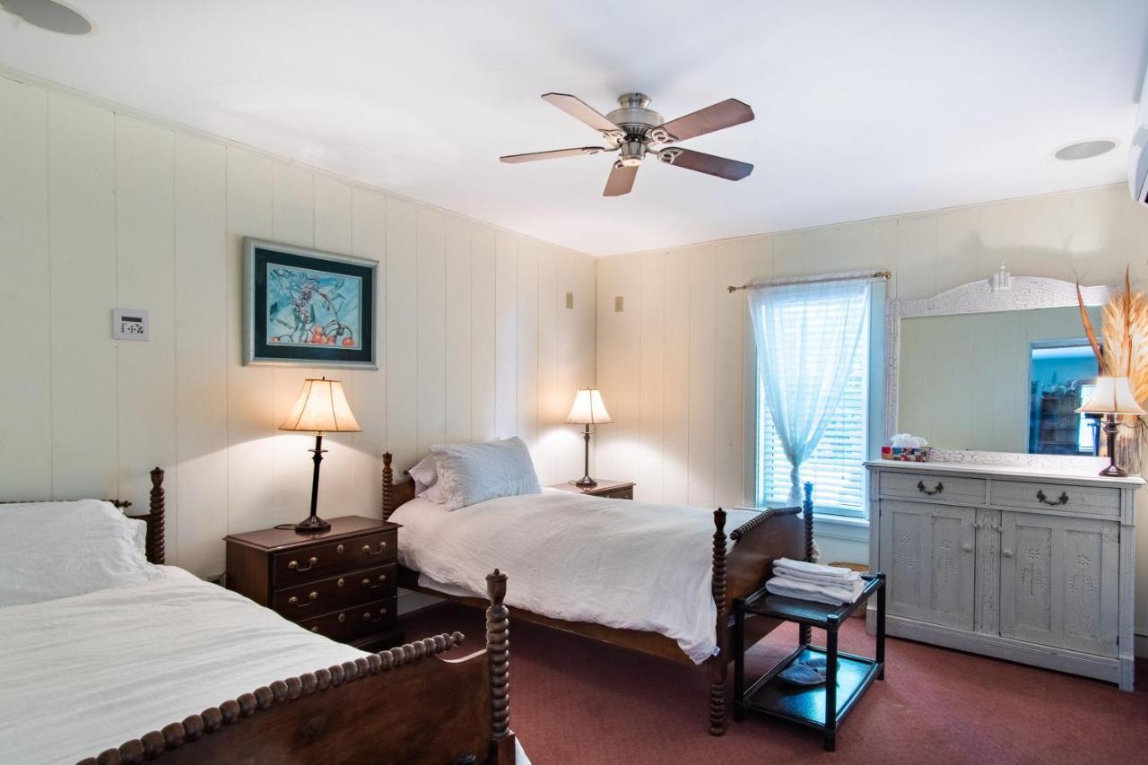 Emilyville Inn Campbellford Luaran gambar