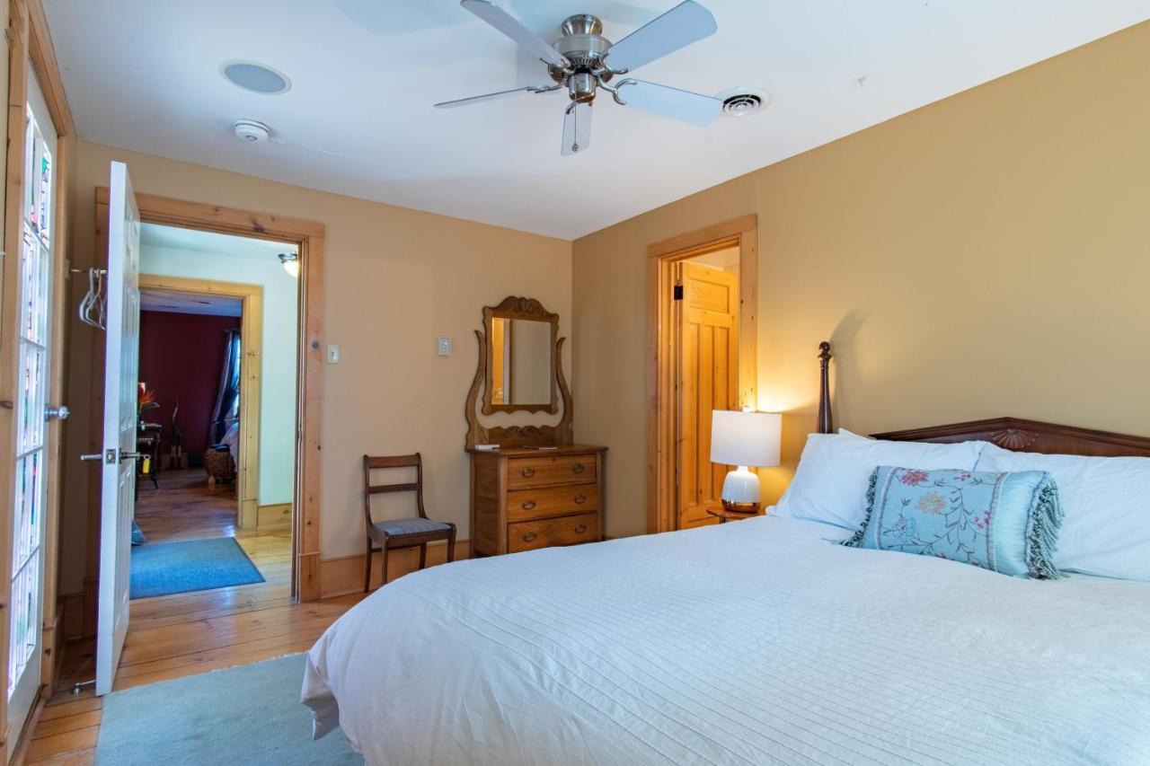 Emilyville Inn Campbellford Luaran gambar