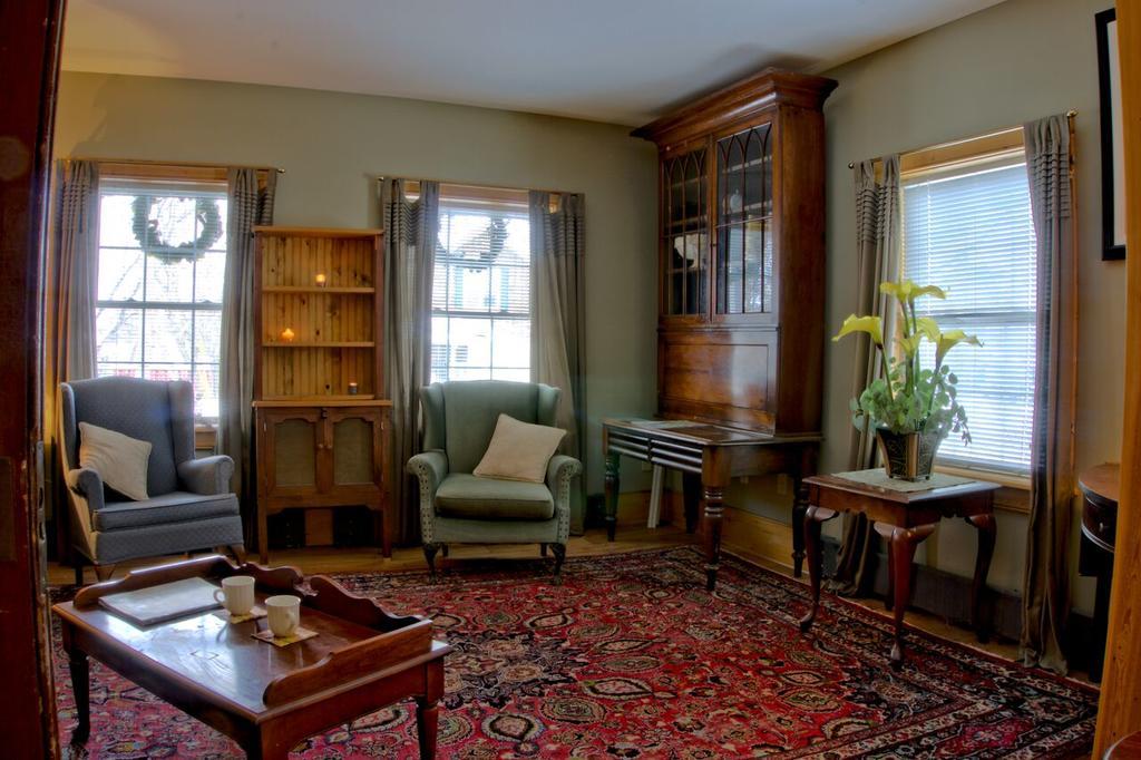 Emilyville Inn Campbellford Luaran gambar