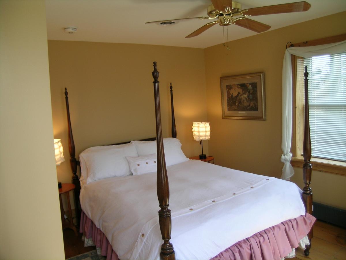 Emilyville Inn Campbellford Luaran gambar