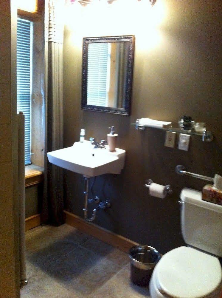 Emilyville Inn Campbellford Luaran gambar